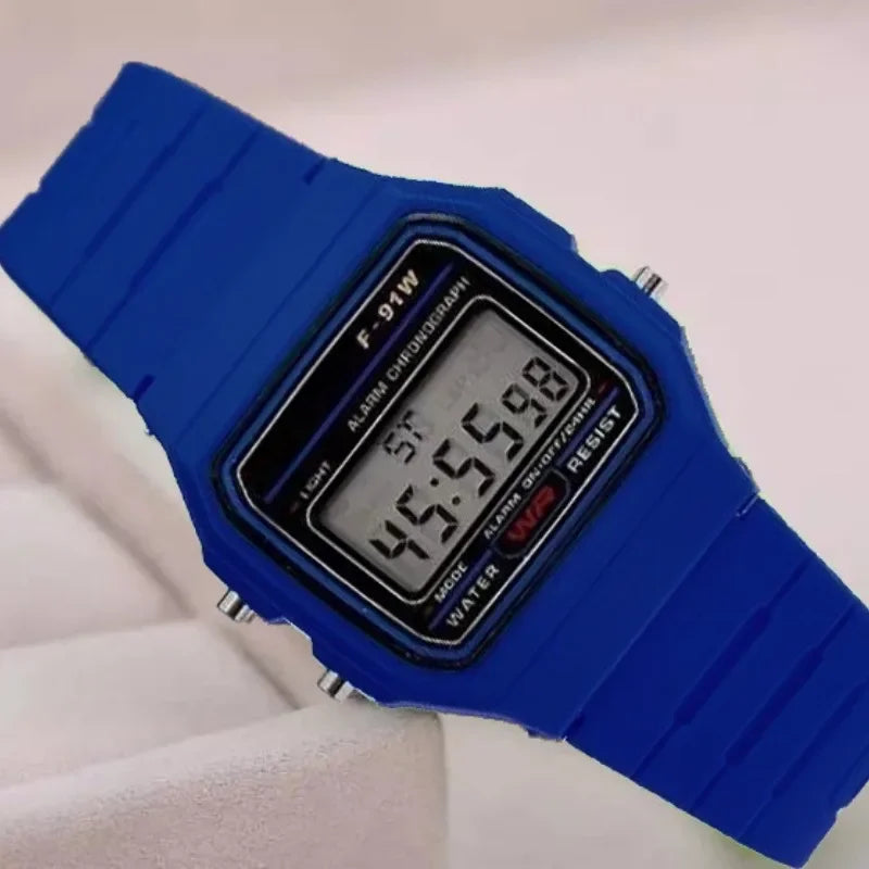 Retro Square Electronic Watches Digital Display Women Men Watch Rose Gold Silver Luxury Ladies Wristwatches Relojes Para Mujer