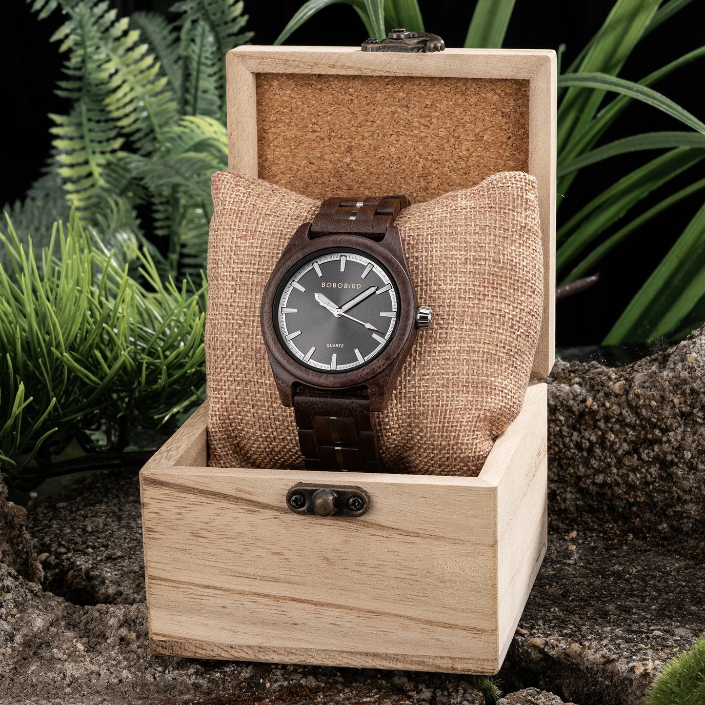 Montre à Quartz de Luxe en Bois BOBO BIRD pour Hommes, Design Original, Montre-Bracelet en Bois Faite à la Main, Écologique, Cadeau Unique pour Hommes 2025 Nouveau