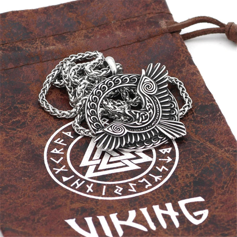 Collier pendentif corbeau nordique en acier inoxydable, crâne de corbeau, oiseau, pendentif rond, Viking, Punk, aigle, animal, biker, bijoux de mode, cadeaux
