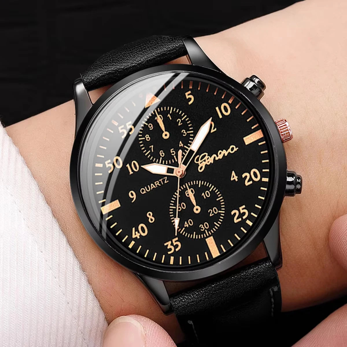 Lot de 4 montres bracelet en cuir pour hommes, à quartz analogique, avec bracelets tressés (sans boîte)