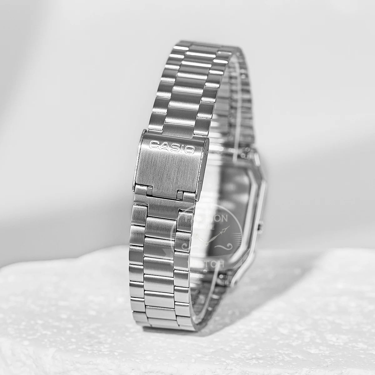 Montre Casio Homme Double Affichage Style Rétro Cadran Personnalisé Mouvement à Quartz Résistante à l'Eau AQ-230A-