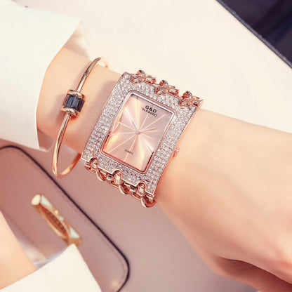 G&D New Casual Fashion Women Bracelet Watch For Female Clock Three Chain Rhinestone Quartz Ladies Wrist Watches Big Dial Golden