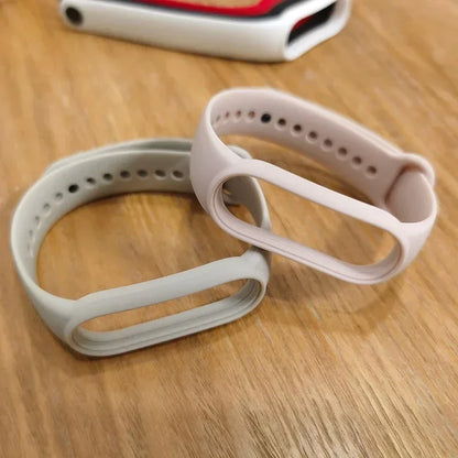 2PCS Watch Strap For Xiaomi Mi Band 7 6 5 4 3 Wristband Silicone Bracelet Wrist Straps MiBand 3/4 band6 Smartwatch Accessories