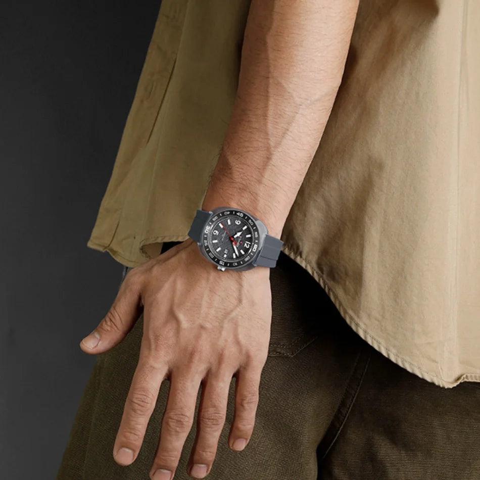Montre NAVIFORCE 7132 à Quartz Lumineuse et Étanche