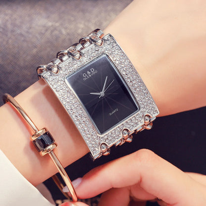 G&D New Casual Fashion Women Bracelet Watch For Female Clock Three Chain Rhinestone Quartz Ladies Wrist Watches Big Dial Golden