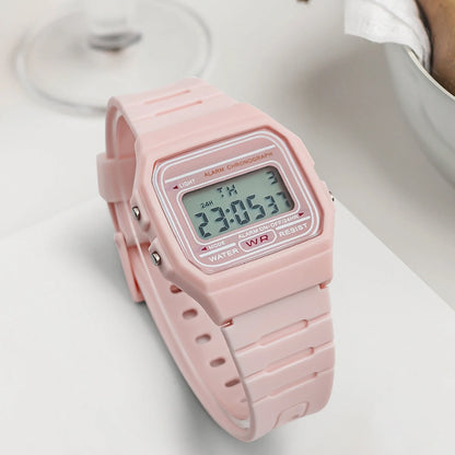 Montre électronique numérique à LED pour femmes, en vogue, montre de sport multifonctionnelle d'extérieur simple et décontractée pour hommes et femmes Reloj