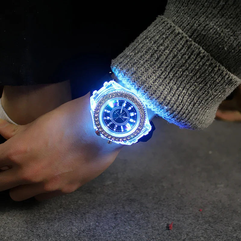 Montre LED lumineuse Flash Femme Homme Garçon Fille Montre-bracelet en Silicone Horloge à strass à la mode Enfants Relogio Saati