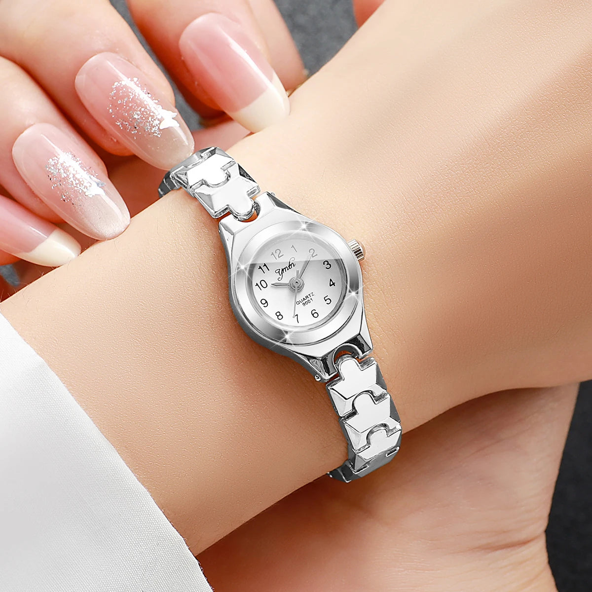 Montres élégantes pour femmes à petit cadran arabe, bracelet fin, montre-bracelet à quartz pour dames Reloj Mujer, cadeau horloge pour filles (sans boîte)