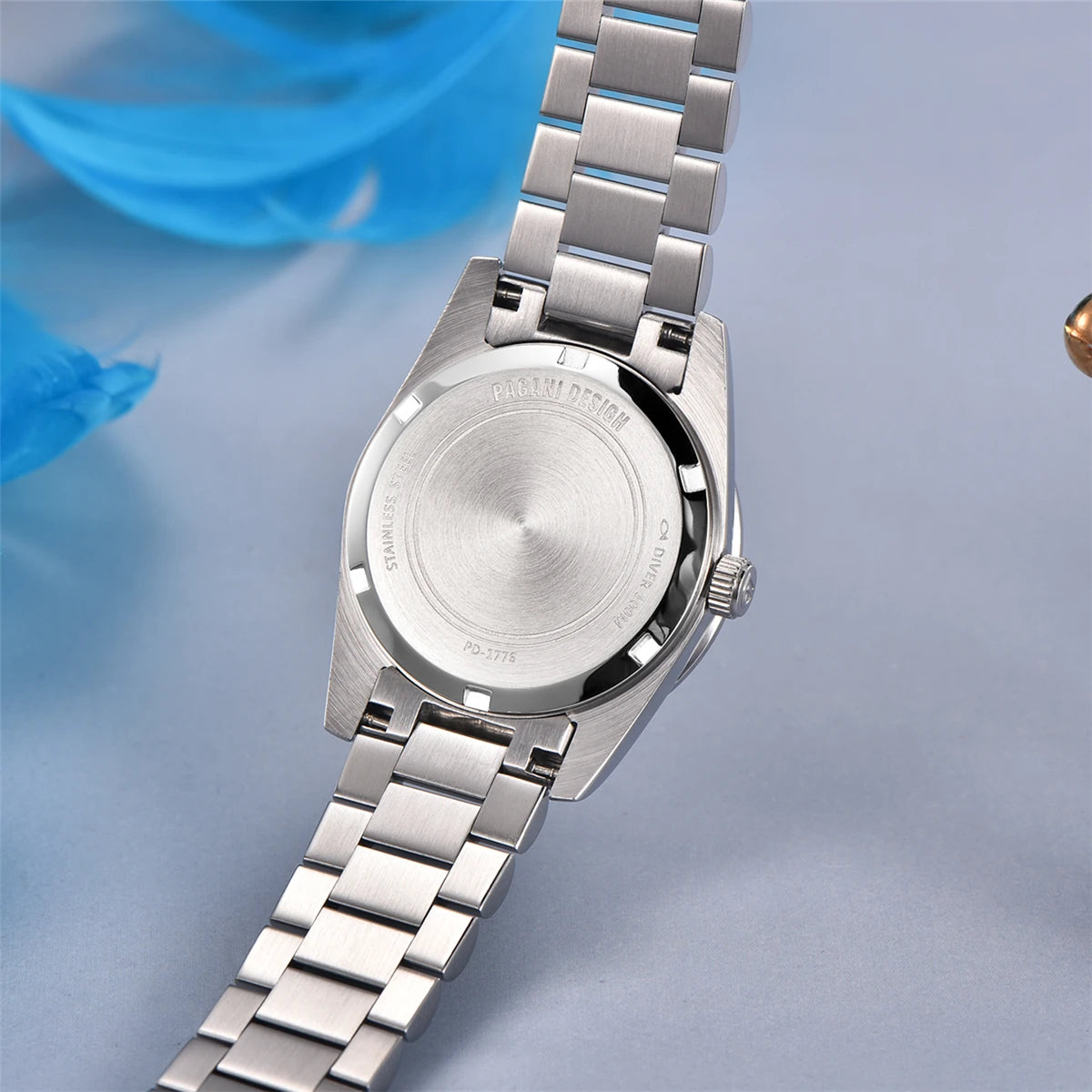 PAGANI DESIGN 2025 Nouvelle Montre-bracelet pour femme 32MM Montre à Quartz de Luxe Élégante pour Femme Montres Étanche Tendance Horloge Saphir