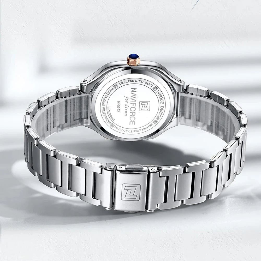 NAVIFORCE Montre de luxe pour femme, cadran carré, quartz, étanche, en acier inoxydable