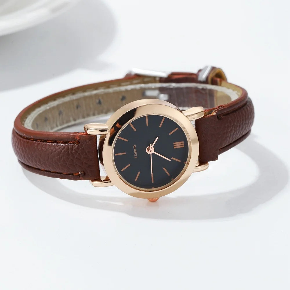 Montre à Quartz Décontractée pour Femmes avec Petit Cadran et Bracelet en Cuir