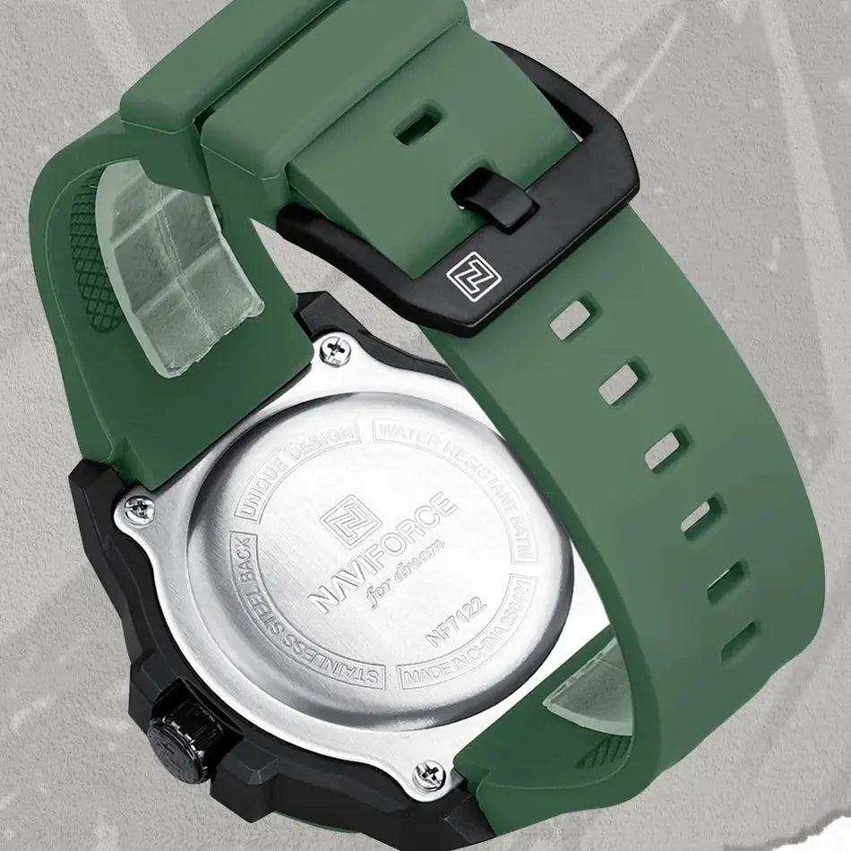 Montre de mode NAVIFORCE pour hommes avec bracelet en silicone Mouvement à quartz Montre élégante pour hommes Classique Étanche 5ATM Montres pour hommes