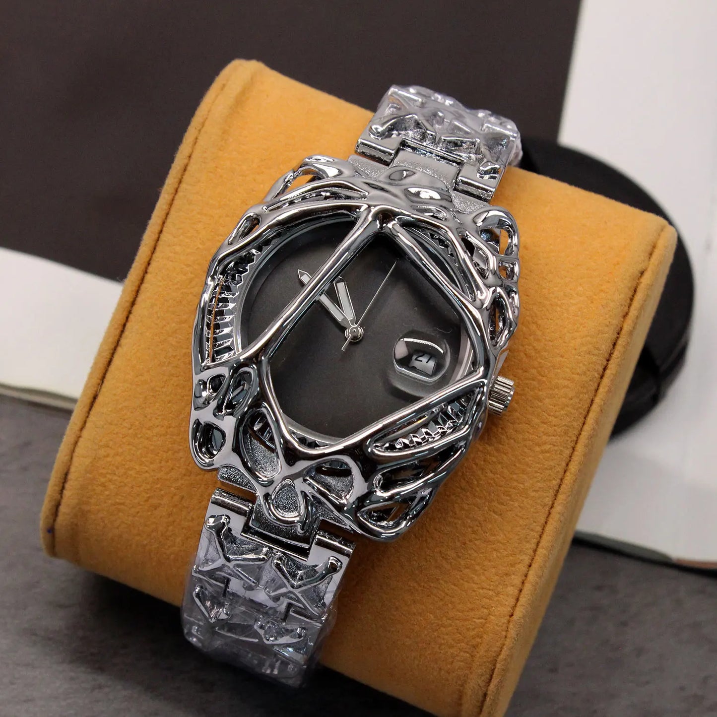 Montres ins de niche avancées de forme spéciale pour montres américaines européennes Y2K rétro de style albâtre pour montres de vigne élégantes pour hommes et femmes
