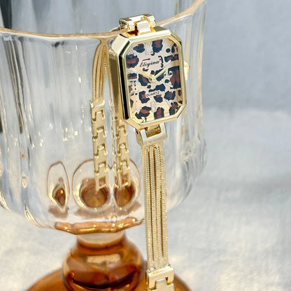 ChronoState Gold Tassel – Montre-bracelet rectangulaire pour femme | Montre-bracelet élégante à chaîne