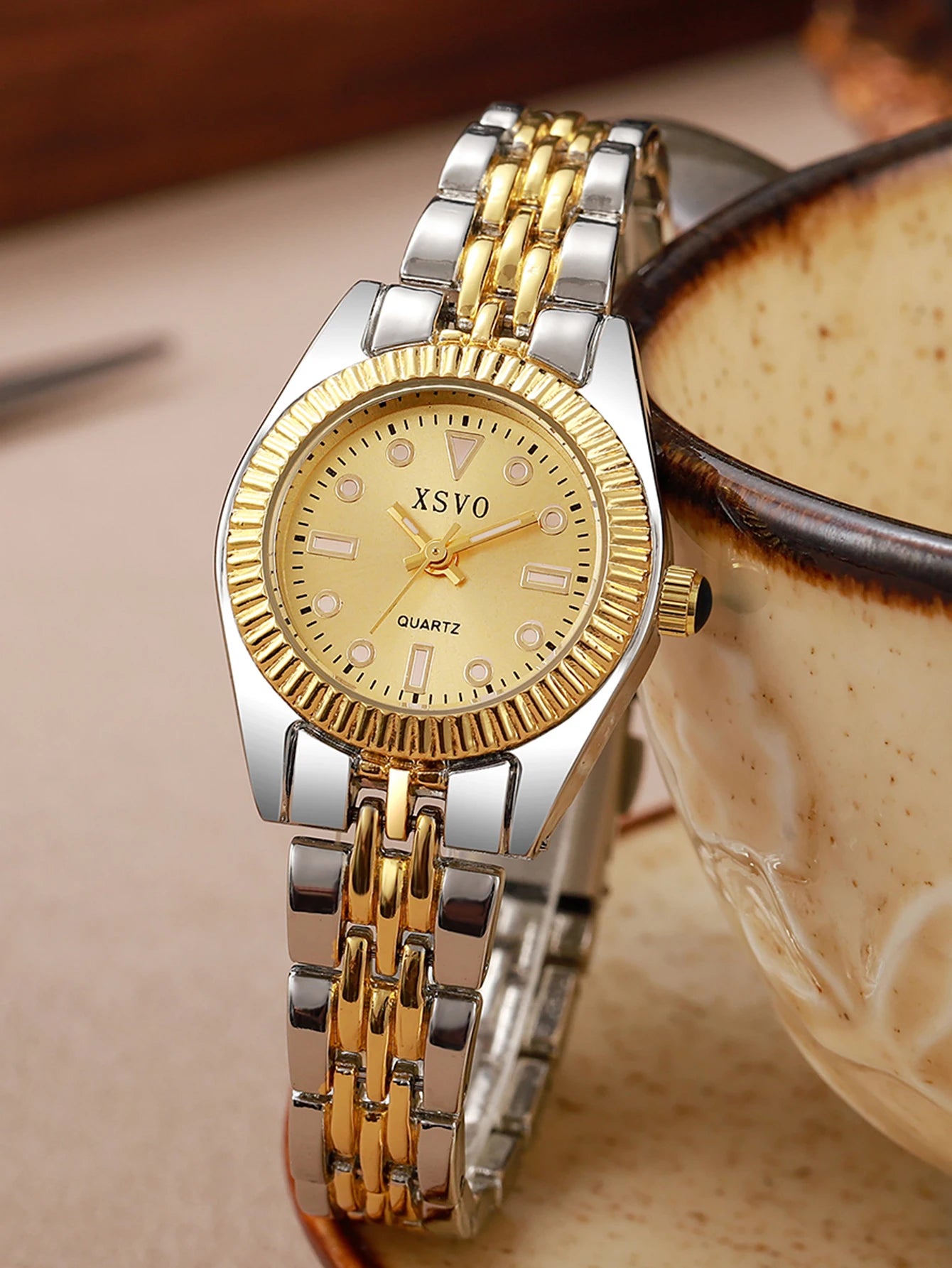 Luxury Two-Tone Women's Watch, Fluted Bezel Date Dial, Stainless Steel Bracelet, Elegant Quartz Timepiece for Business & Daily W