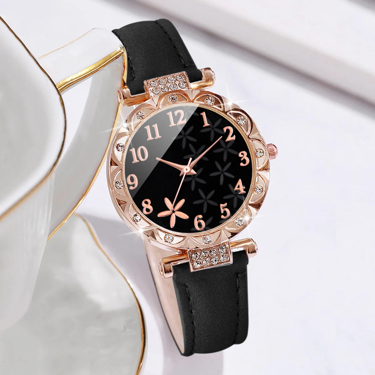 2 Pièces/Ensemble Montres Femme Bracelet Cœur Strass Ensemble Montre-Bracelet à Quartz en Cuir avec Cadran Fleur Tendance