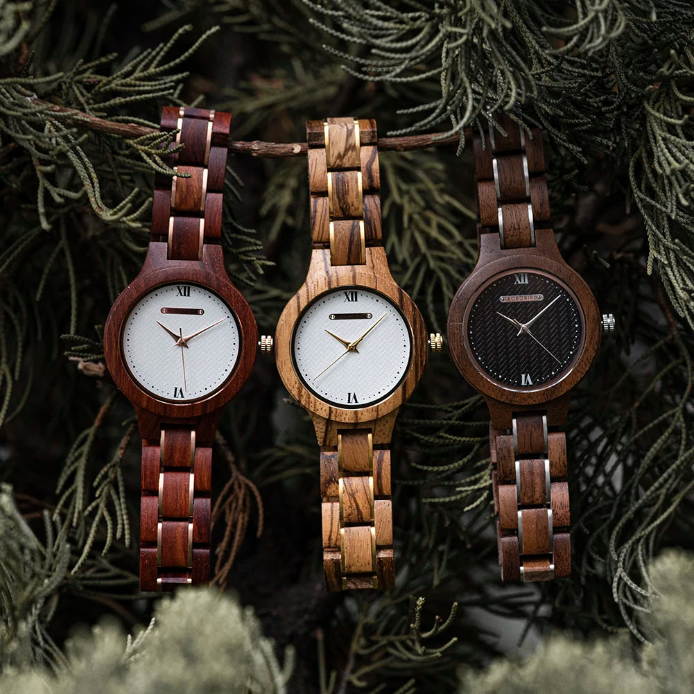 Montres en bois BOBO BIRD pour femmes Montre en bois gravée légère naturelle Montre-bracelet à quartz simple pour femme Cadeau personnalisé pour elle