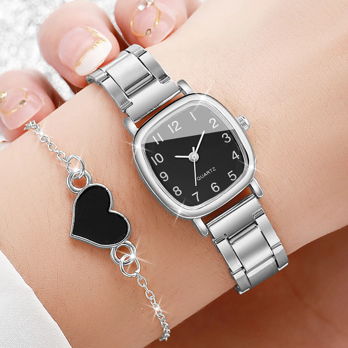 Lot de 2 montres carrées tendance pour femmes, bracelet en acier inoxydable, montre à quartz avec bracelet en forme de cœur
