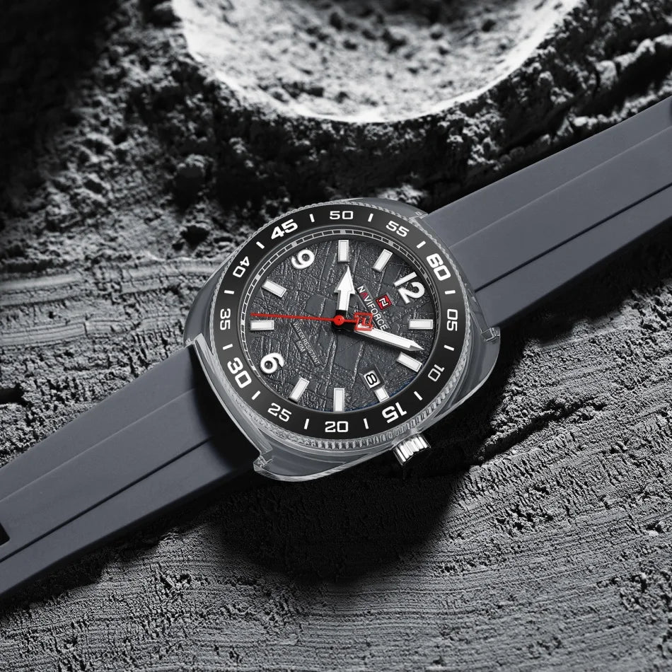 Montre NAVIFORCE 7132 à Quartz Lumineuse et Étanche