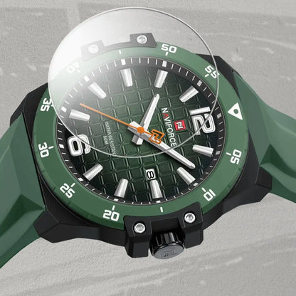 Montre de mode NAVIFORCE pour hommes avec bracelet en silicone Mouvement à quartz Montre élégante pour hommes Classique Étanche 5ATM Montres pour hommes
