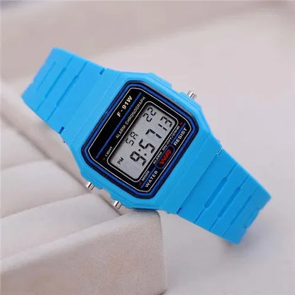 Retro Square Electronic Watches Digital Display Women Men Watch Rose Gold Silver Luxury Ladies Wristwatches Relojes Para Mujer