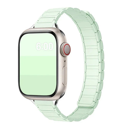 Bracelet fin en silicone à sangle magnétique pour femme pour Apple Watch S11 10 46/42mm 45mm 44 38mm 40mm 41mm 42mm iWatch SE 9 8 7 6 5 4 3 2 1